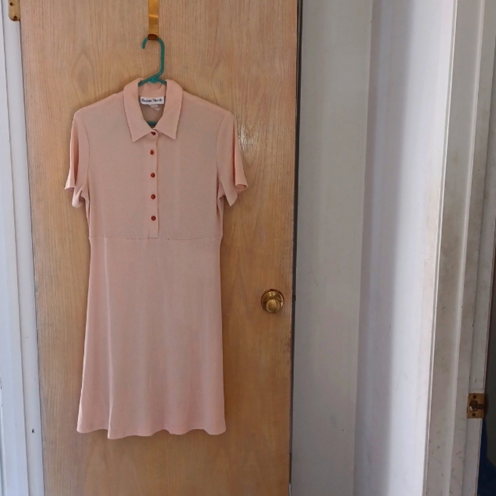 Ronni Nicole Shirt Dress, Sz L, Peach color.